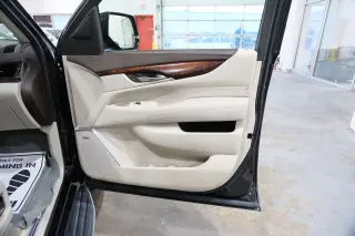 2016 CADILLAC Escalade Luxury Collection
