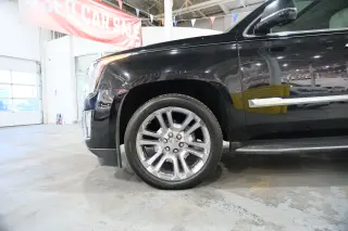 2016 CADILLAC Escalade Luxury Collection
