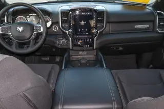 2025 RAM 1500 Big Horn 4x4 Crew Cab 5'7 Box