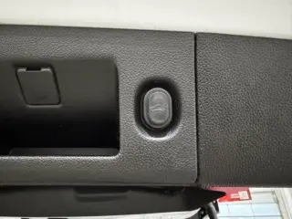 2017 CADILLAC Escalade Platinum