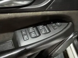 2017 CADILLAC Escalade Platinum