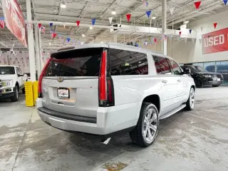 2019 CADILLAC Escalade ESV Luxury