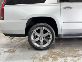 2019 CADILLAC Escalade ESV Luxury