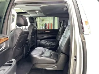 2019 CADILLAC Escalade ESV Luxury