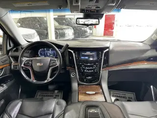2019 CADILLAC Escalade ESV Luxury