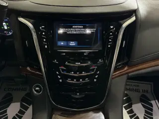 2019 CADILLAC Escalade ESV Luxury