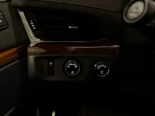 2019 CADILLAC Escalade ESV Luxury