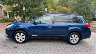 2011 Subaru Outback 2.5i Premium