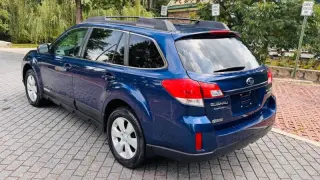 2011 Subaru Outback 2.5i Premium