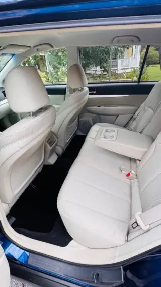 2011 Subaru Outback 2.5i Premium