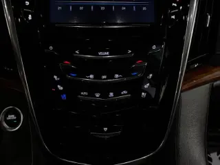 2018 CADILLAC Escalade ESV Luxury