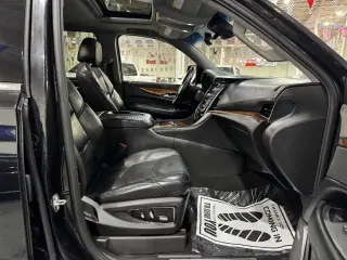 2018 CADILLAC Escalade ESV Luxury