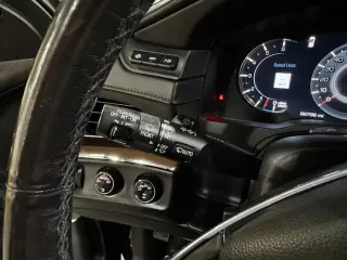 2018 CADILLAC Escalade ESV Luxury