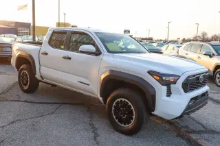 2025 Toyota Tacoma 4WD TRD Off Road Double Cab 5' Bed AT