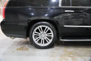 2019 CADILLAC Escalade ESV Luxury 1SB