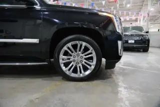 2019 CADILLAC Escalade ESV Luxury 1SB