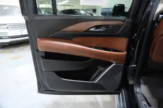 2019 CADILLAC Escalade ESV Luxury 1SB