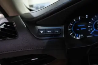 2019 CADILLAC Escalade ESV Luxury 1SB