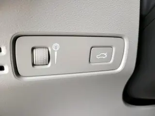Volvo XC40 2020 AWD T5 Momentum 4dr SUV