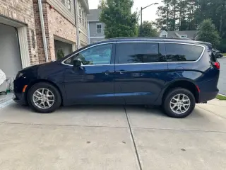 2020 Chrysler Voyager LXi