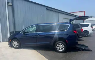 2020 Chrysler Voyager LXi