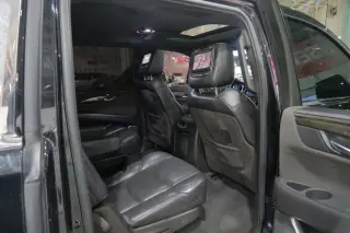2017 CADILLAC Escalade ESV Platinum