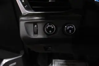 2017 CADILLAC Escalade ESV Platinum