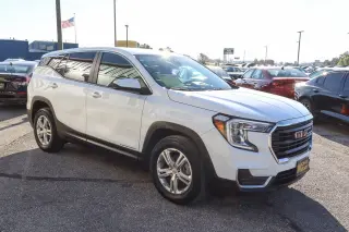 2024 GMC Terrain FWD 4dr SLE