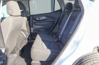 2024 GMC Terrain FWD 4dr SLE