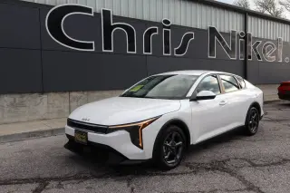2025 Kia K4 LXS FWD