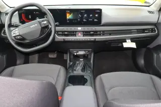 2025 Kia K4 LXS FWD