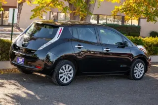 2015 Nissan LEAF S