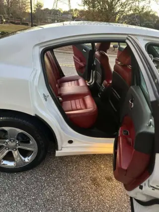 2013 Dodge Charger SXT