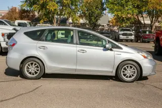 2012 Toyota Prius v Two
