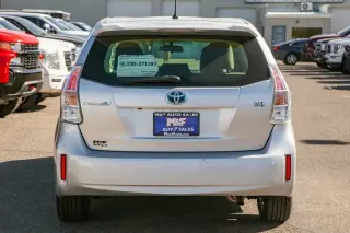 2012 Toyota Prius v Two