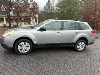 2011 Subaru Outback 2.5i