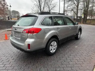 2011 Subaru Outback 2.5i