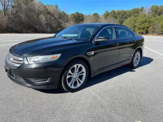 2013 Ford Taurus SEL