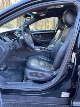 2013 Ford Taurus SEL