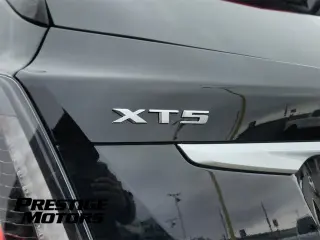 2021 CADILLAC XT5 Sport