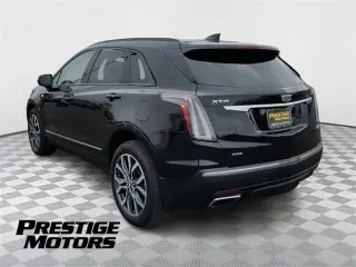 2021 CADILLAC XT5 Sport