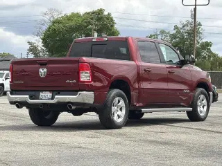 Ram 1500 2022 4x4 Big Horn 4dr Crew Cab 5.6 ft. SB Pickup
