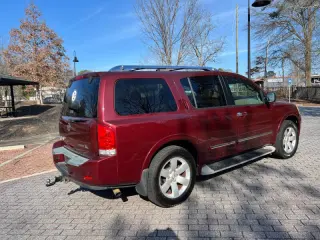 2012 Nissan Armada SV