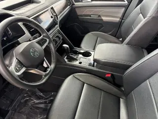 Volkswagen Atlas 2023 V6 SE 4dr SUV w/Technology