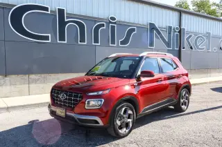 2025 Hyundai Venue SEL IVT