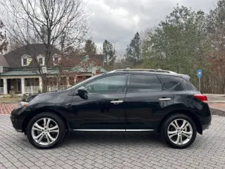 2011 Nissan Murano LE