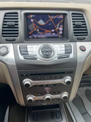 2011 Nissan Murano LE