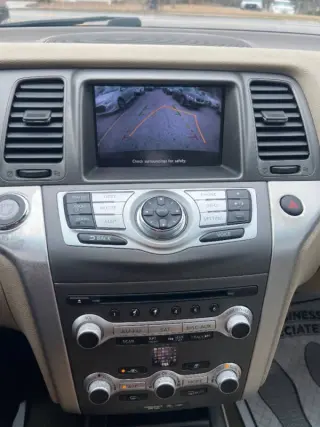 2011 Nissan Murano LE