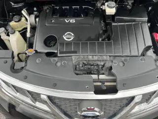2011 Nissan Murano LE