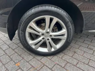 2011 Nissan Murano LE
